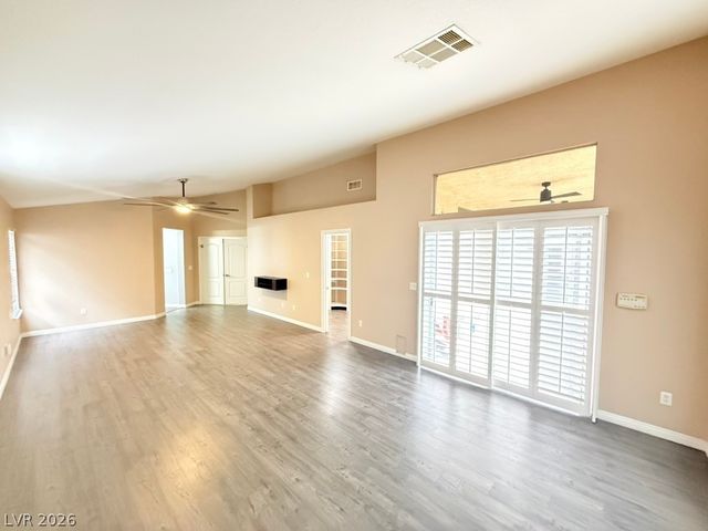 275 Macsnap Avenue, Las Vegas, NV 89183