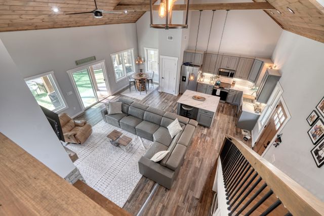 123 Lake Top Lane, Ellijay, GA 30540