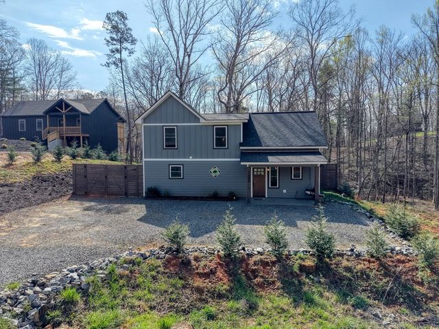 123 Lake Top Lane, Ellijay, GA 30540