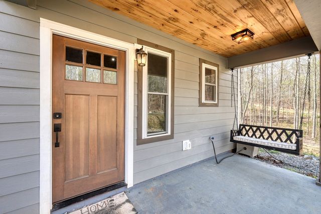 123 Lake Top Lane, Ellijay, GA 30540