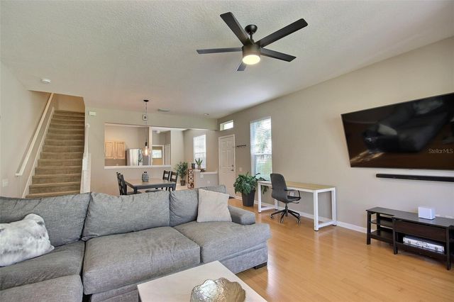 8238 72ND ST E, Bradenton, FL 34201