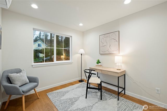 2846 22nd Avenue W, Seattle, WA 98199