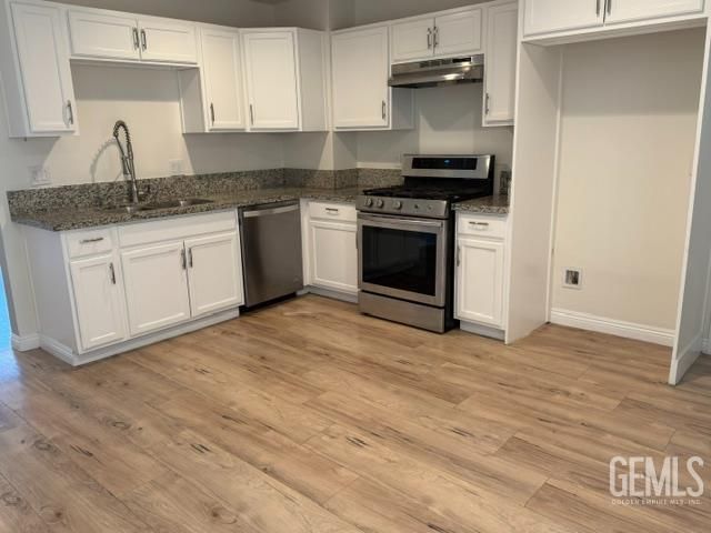 2804 Elmwood Avenue, Bakersfield, CA 93305