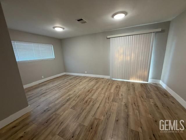 2804 Elmwood Avenue, Bakersfield, CA 93305