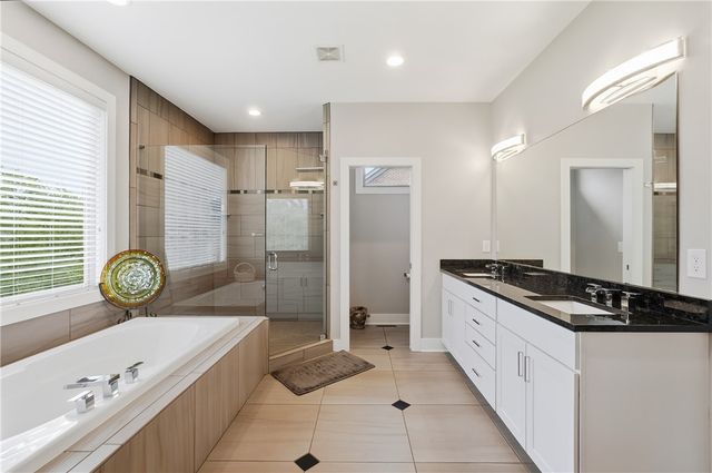 8009 Bennington Drive, West Chester, OH 45241