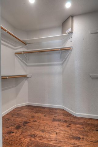 402 Braemar Ct, Roseville, CA 95661