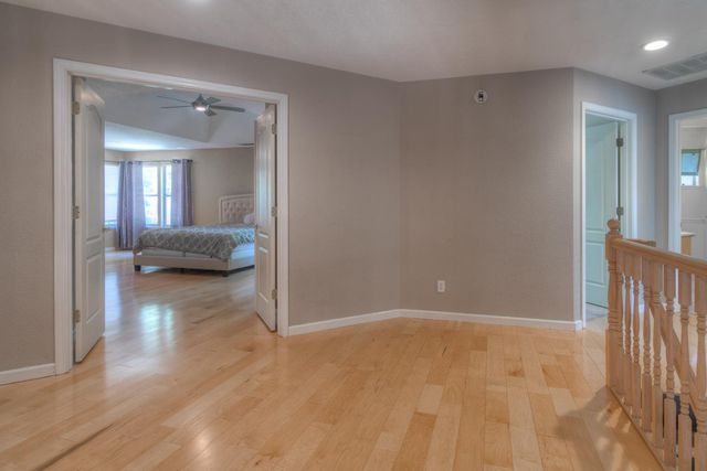 402 Braemar Ct, Roseville, CA 95661
