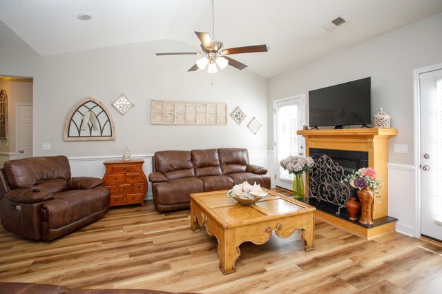 3200 Bryant St., Loris, SC 29569