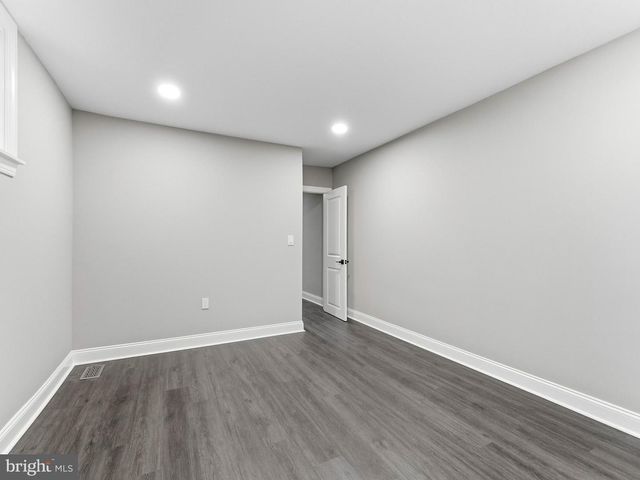 260 W GODFREY AVE, Philadelphia, PA 19120