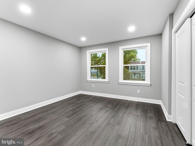 260 W GODFREY AVE, Philadelphia, PA 19120