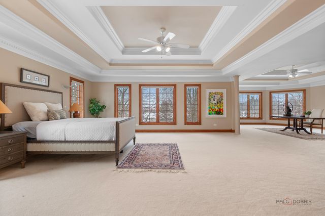 37181 N Fox Hill Drive, Wadsworth, IL 60083