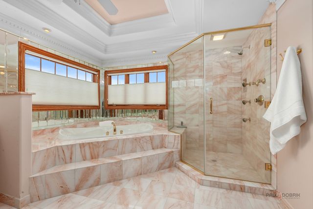 37181 N Fox Hill Drive, Wadsworth, IL 60083