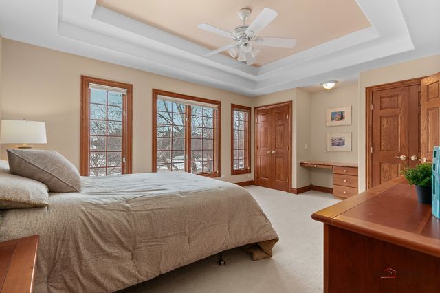 37181 N Fox Hill Drive, Wadsworth, IL 60083