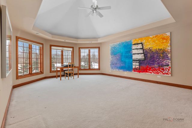 37181 N Fox Hill Drive, Wadsworth, IL 60083