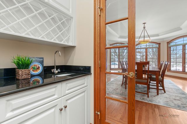 37181 N Fox Hill Drive, Wadsworth, IL 60083