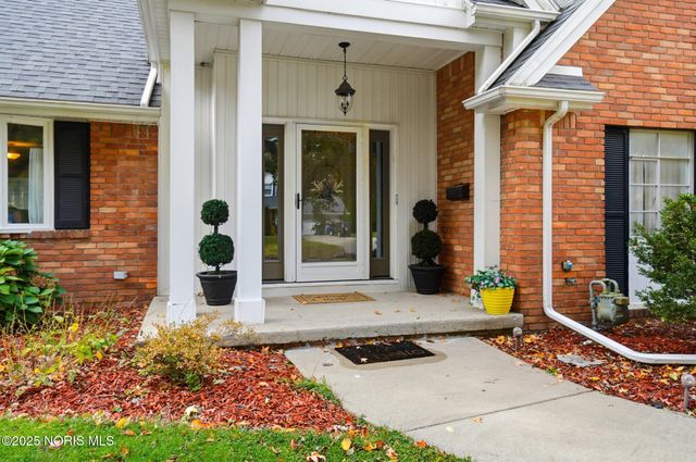 2008 Glen Arbor Drive, Toledo, OH 43614