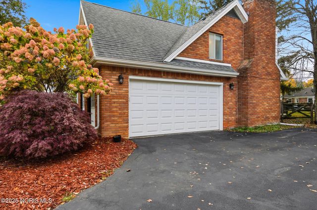 2008 Glen Arbor Drive, Toledo, OH 43614