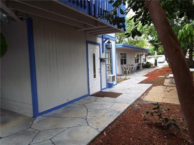 898 NE 39TH Street 2, Oakland Park, FL 33334