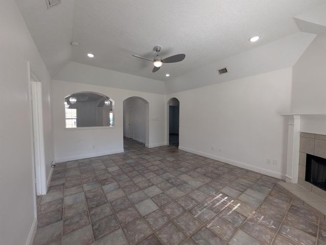 104 Ponderosa Trail, Conroe, TX 77301