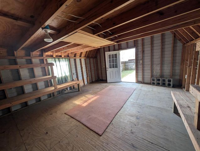 104 Ponderosa Trail, Conroe, TX 77301