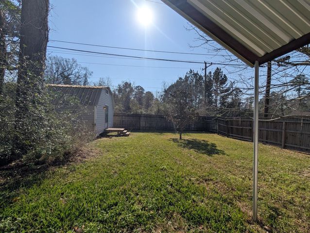 104 Ponderosa Trail, Conroe, TX 77301