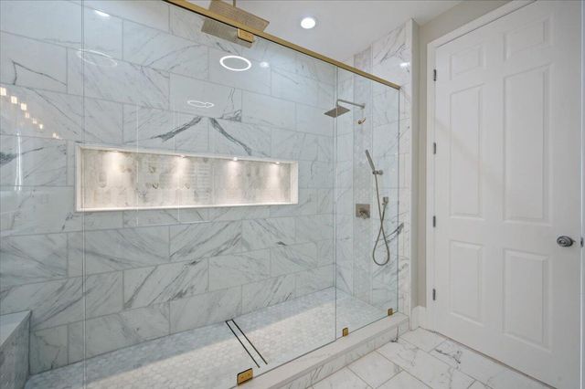 370 Roosevelt Street, Canton Twp, MI 48188