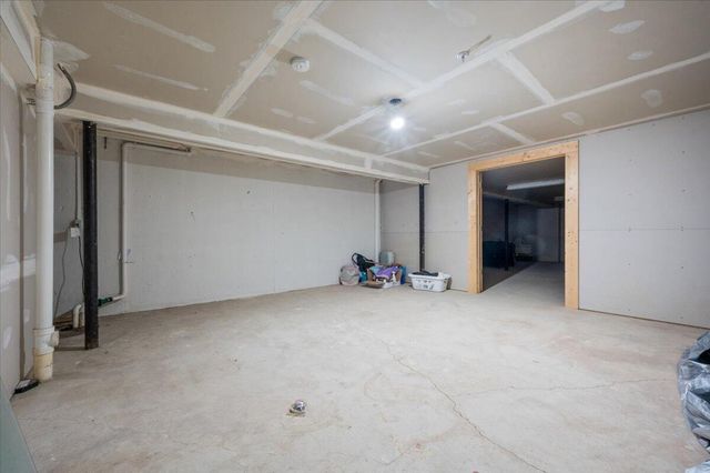 370 Roosevelt Street, Canton Twp, MI 48188