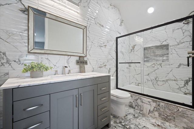 370 Roosevelt Street, Canton Twp, MI 48188