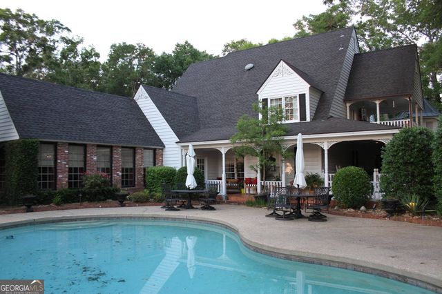 124 N Valhalla Lane, Cordele, GA 31015