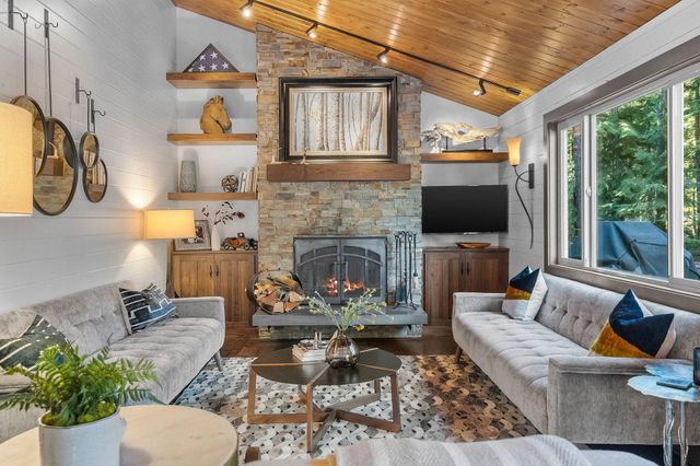 70915 Mules Ear GH 198, Black Butte Ranch, OR 97759