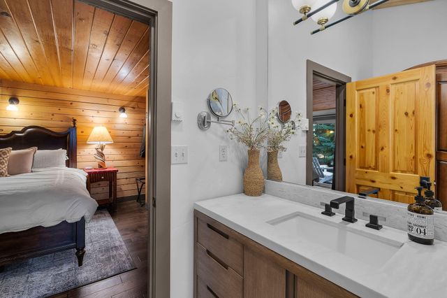 70915 Mules Ear GH 198, Black Butte Ranch, OR 97759