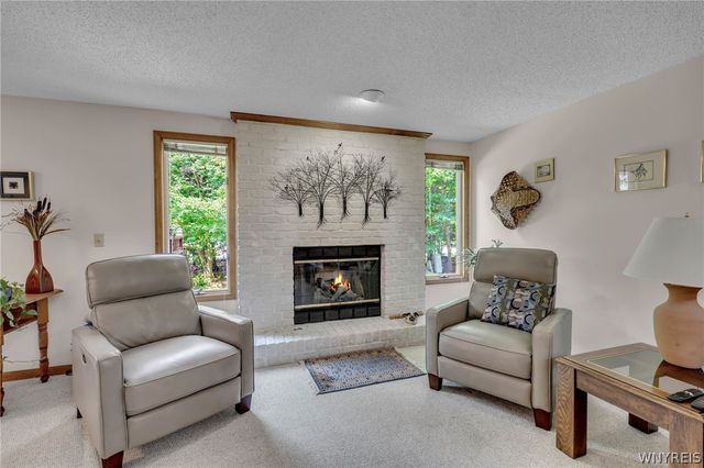 136 Northwood Drive, Lancaster, NY 14043