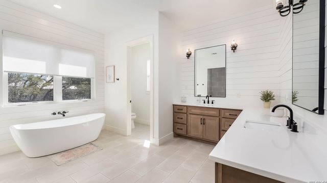 729 Fossil Springs, Bulverde, TX 78163