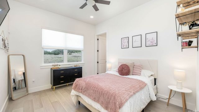 729 Fossil Springs, Bulverde, TX 78163