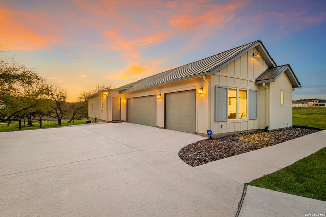 729 Fossil Springs, Bulverde, TX 78163