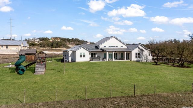 729 Fossil Springs, Bulverde, TX 78163