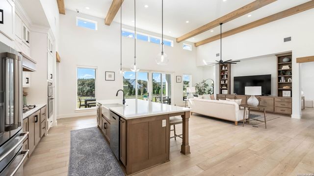 729 Fossil Springs, Bulverde, TX 78163