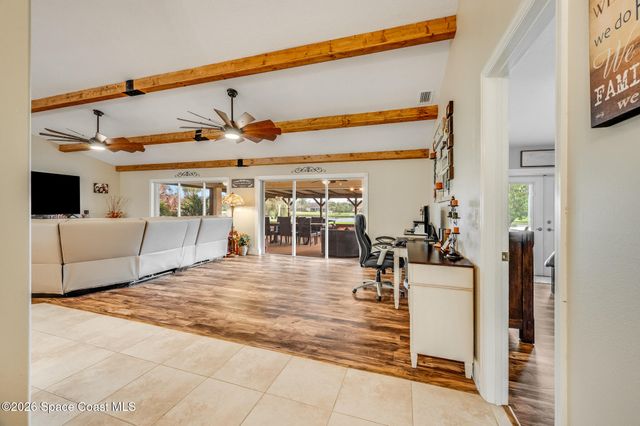 1516 Eagles Circle, Sebastian, FL 32958