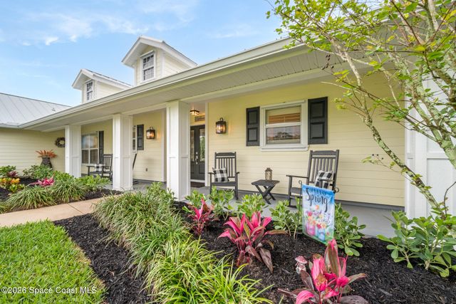 1516 Eagles Circle, Sebastian, FL 32958