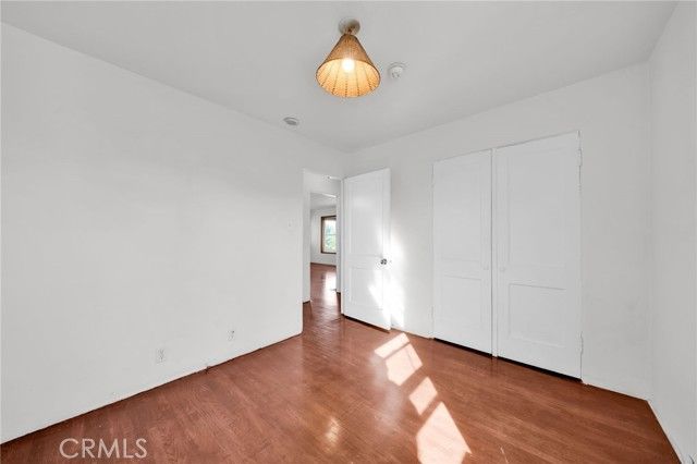 8843 De Haviland, Los Angeles, CA 90045