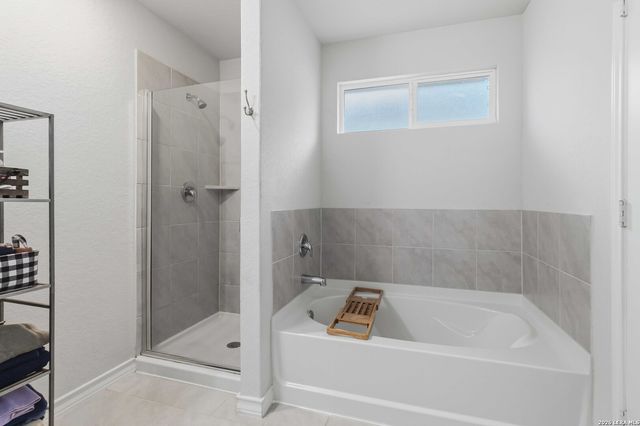 131 Festive Coquette, San Antonio, TX 78253