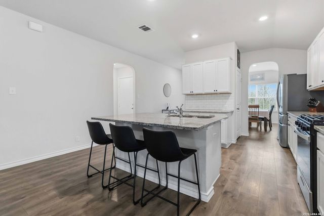 131 Festive Coquette, San Antonio, TX 78253