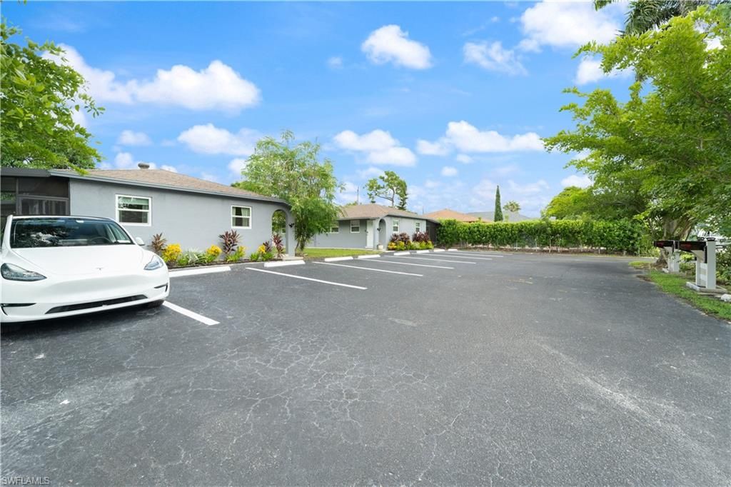 3365 Estey AVE, NAPLES, FL 34104 — photo 2