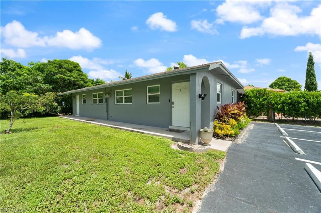3365 Estey AVE, NAPLES, FL 34104 — photo 3