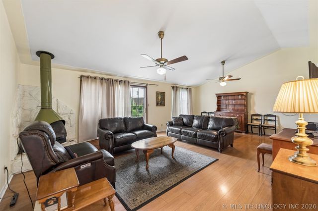4691 S Winston Avenue, Tulsa, OK 74135