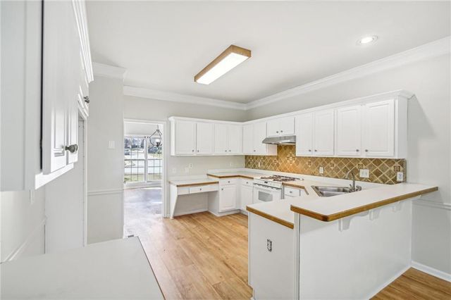 3045 Wyntree Drive, Peachtree Corners, GA 30071