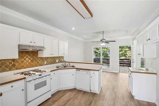 3045 Wyntree Drive, Peachtree Corners, GA 30071