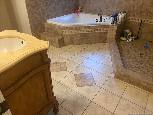 2113 LEE Avenue, Sanford, NC 27330