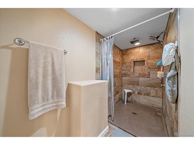 9609 Independence Dr, Westminster, CO 80021