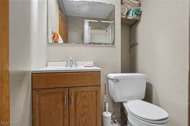 4250 Herr Fieldhouse Road, Southington, OH 44470